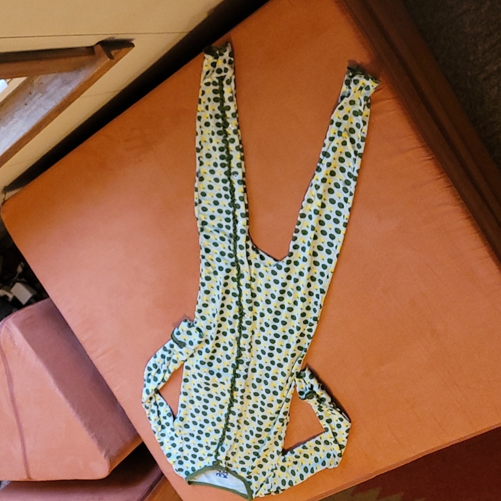 Kickee Kids size 6 ruffle romper vguc